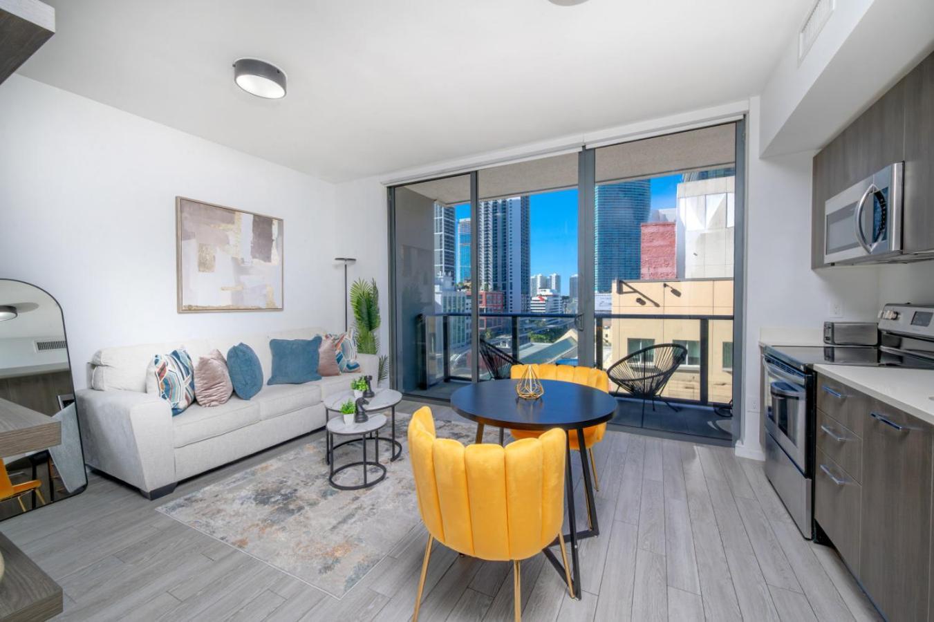 Luxury Loft- Free Parking- Ocean View, Brickell Downtown *